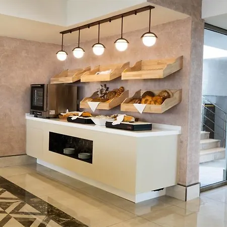 Hotel Emre & Emre 4*